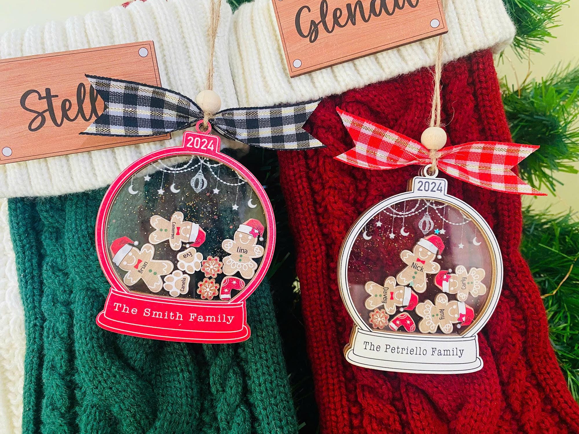 Personalized Gingerbread Family Ornament, Custom Family Christmas Ornament 2024, 4D Shake Customized Cookie Gingerbread Family Ornament Gift ORN0810