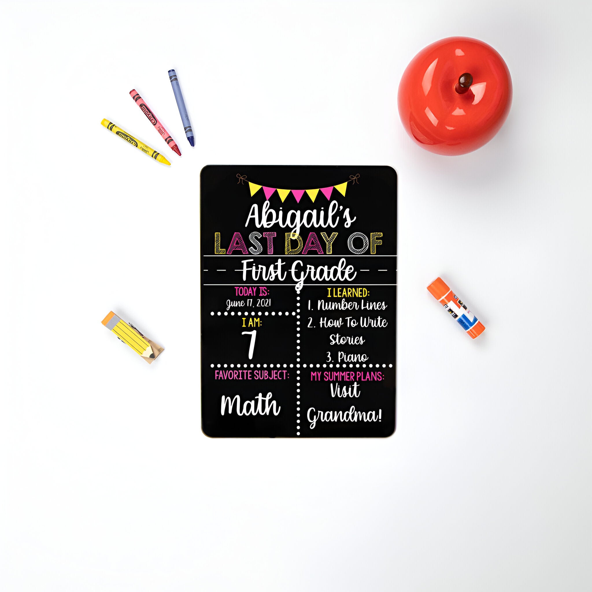 First And Last Day Of School Sign, Liquid Chalk Dry Erase School Board, Reusable First Day Of School Sign, Classic Pink And Yellow Scsign