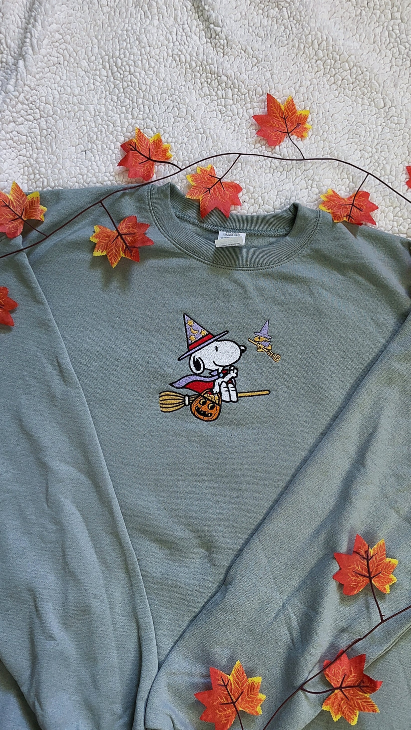 Witch Snoopy - Embroidered Sweatshirt EMHA0509