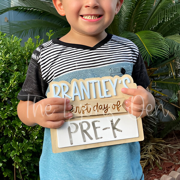 FirstLast Day Of School Sign scsign1