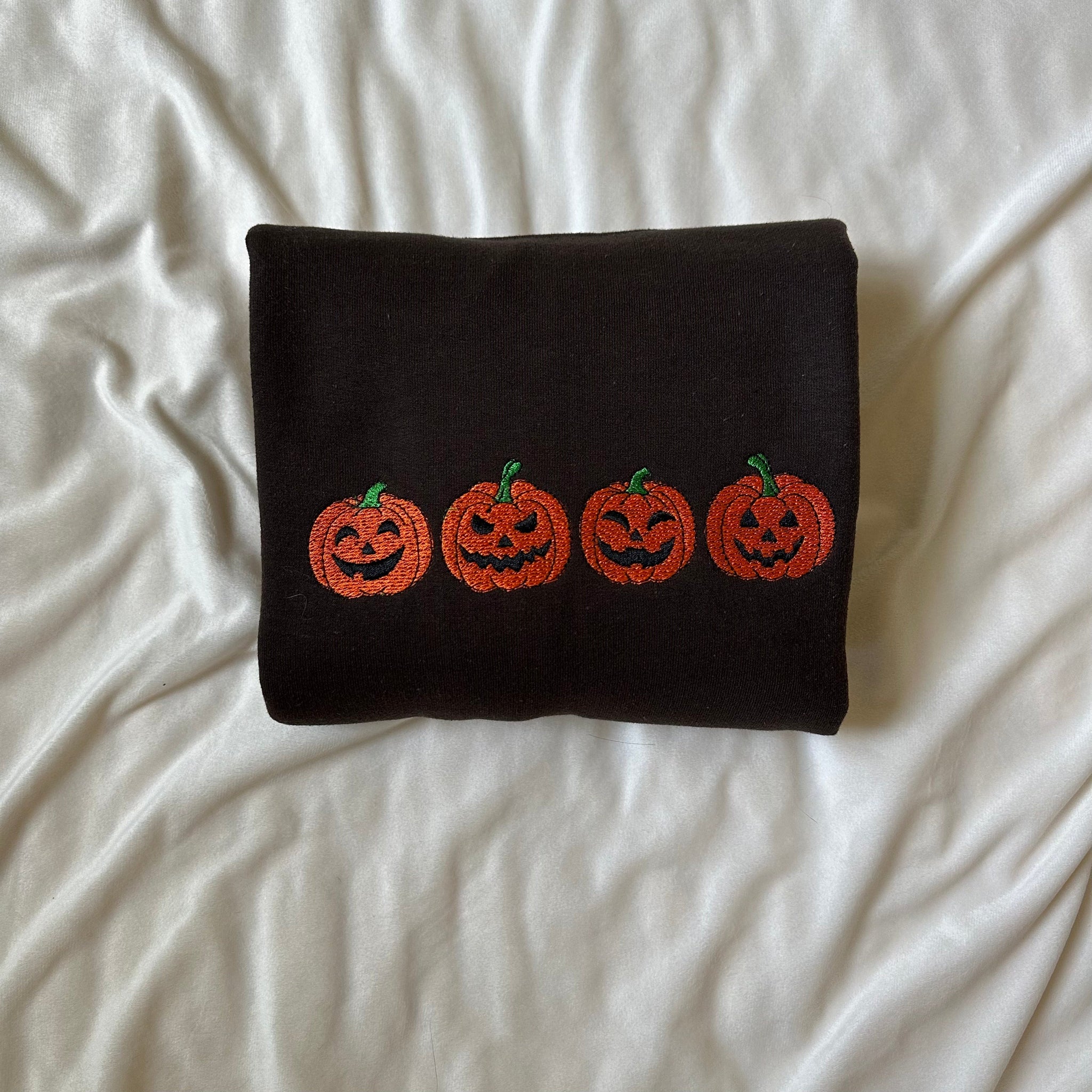 Jack-O-Lanterns Embroidered Sweatshirt EMHA2808