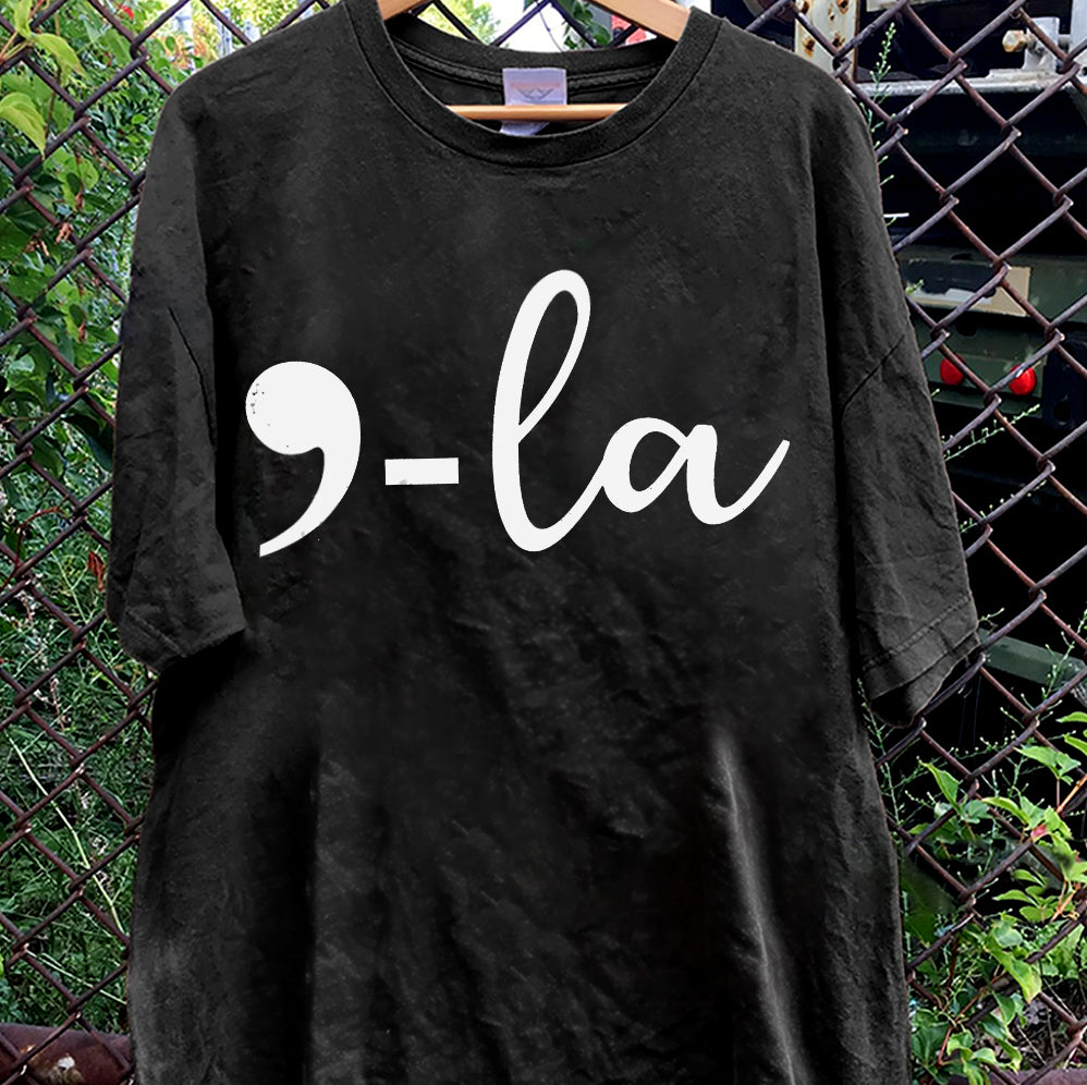 Kamala Shirt, Comma La Shirt, Kamala Harris Tee, Presidental Election 2024 Tee,Female President,Kamala Rally Shirt V5,Support Kamala,Voting Tee