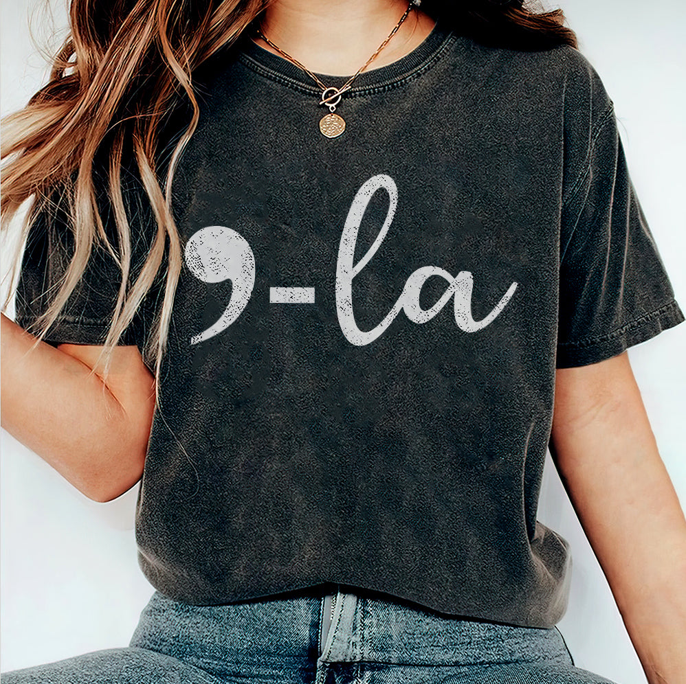 Kamala Shirt, Comma La Shirt, Kamala Harris Tee, Presidental Election 2024 Tee,Female President,Kamala Rally Shirt V5,Support Kamala,Voting Tee