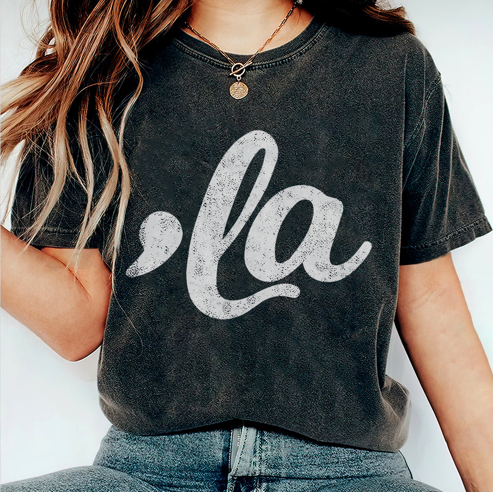 Kamala Shirt, Comma La Shirt, Kamala Harris Tee, Presidental Election 2024 Tee,Female President,Kamala Rally Shirt V9,Support Kamala,Voting Tee