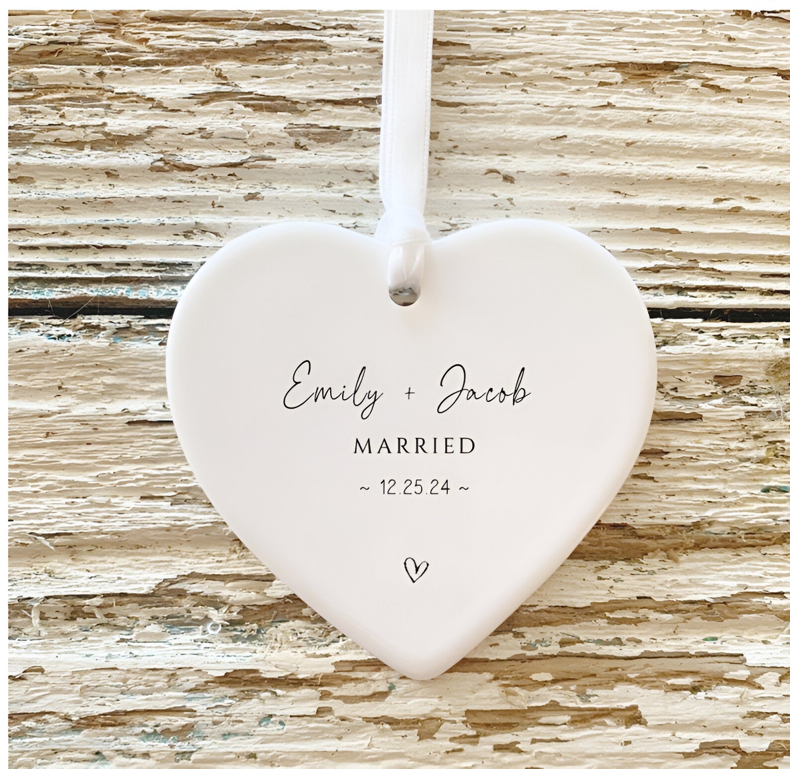 Married Ornament Wedding Gift Wedding Date ornament Calendar Anniversary Gift Our First Christmas Newlywed Gift Engagement Gift ORN0110