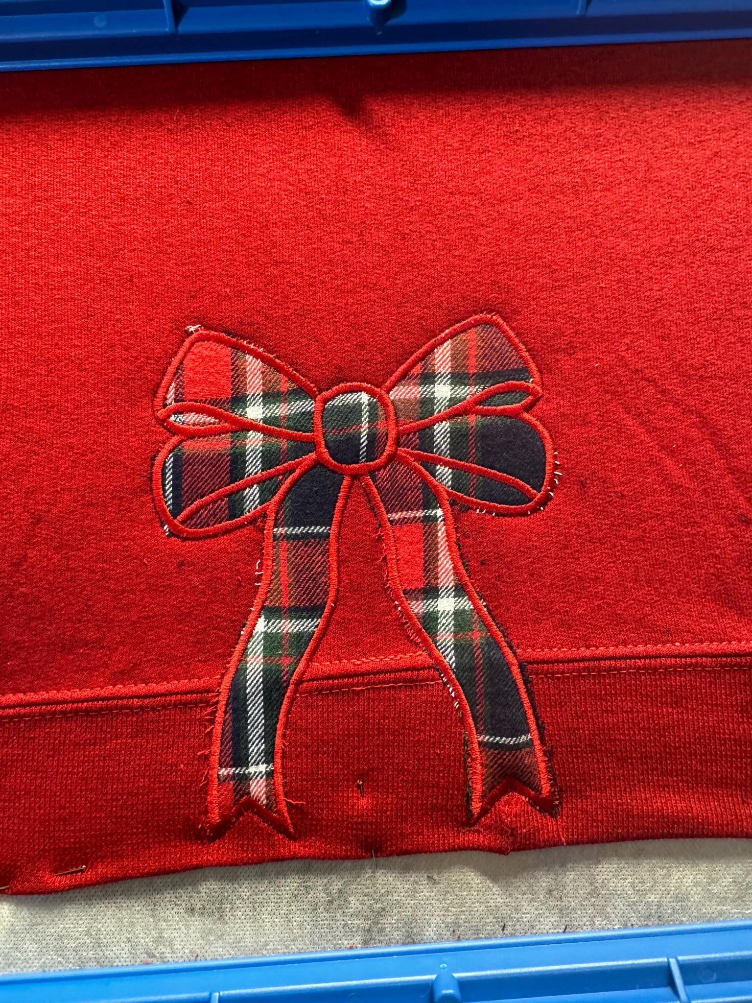 Merry Side Bow Cut-Out Sweatshirt, Plaid Christmas Pullover, Trendy Coquette Bow, Crewneck Sweatshirt ESIBOW