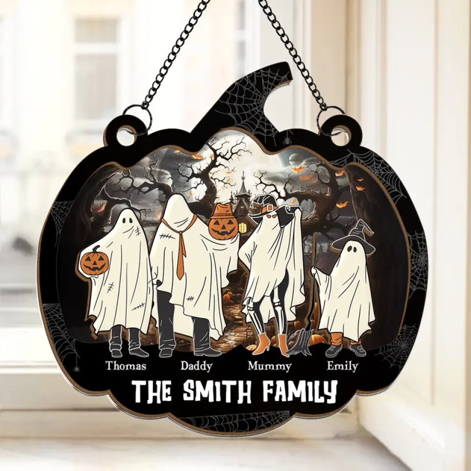 One Spooky Family - Family Personalized Window Hanging Suncatcher - Halloween Gift For Family Members   ORHA2208
