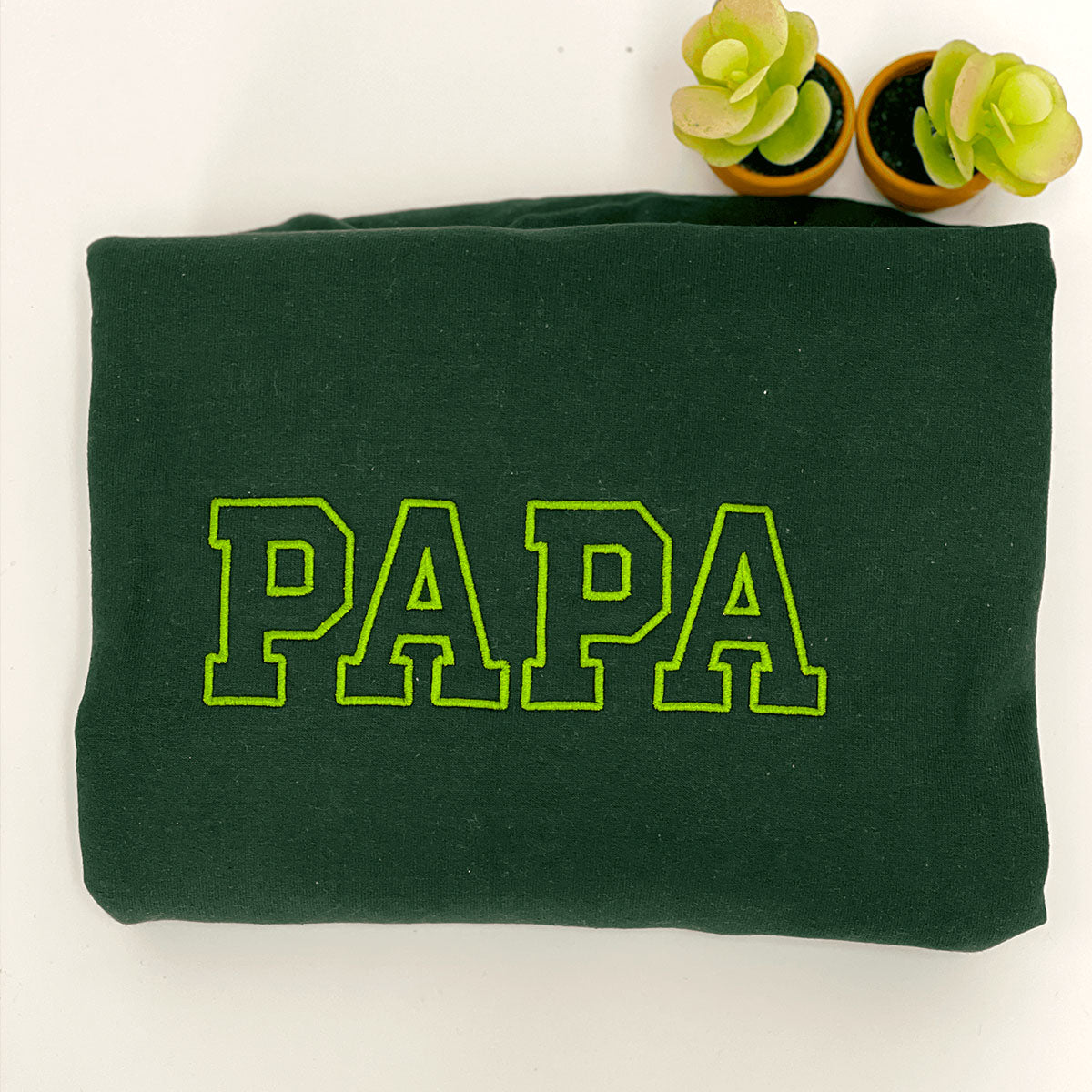 Personalized Papa Sweatshirts Hoodie with Name of Child, Dad EST 2024 Crewneck embroidered em4