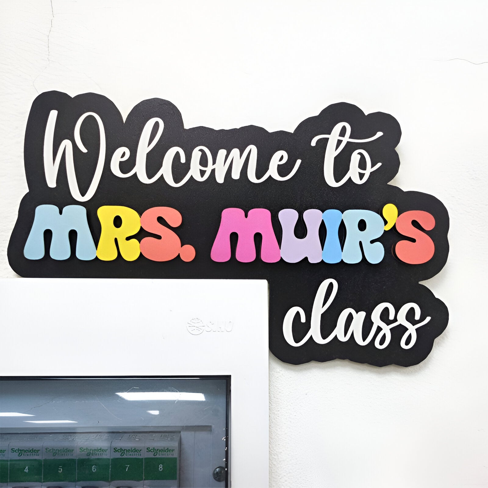 Personalized Name Doorframe Corner Sign Dofra