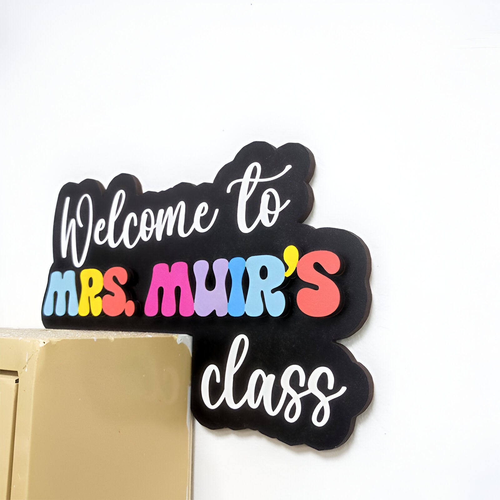 Personalized Name Doorframe Corner Sign Dofra