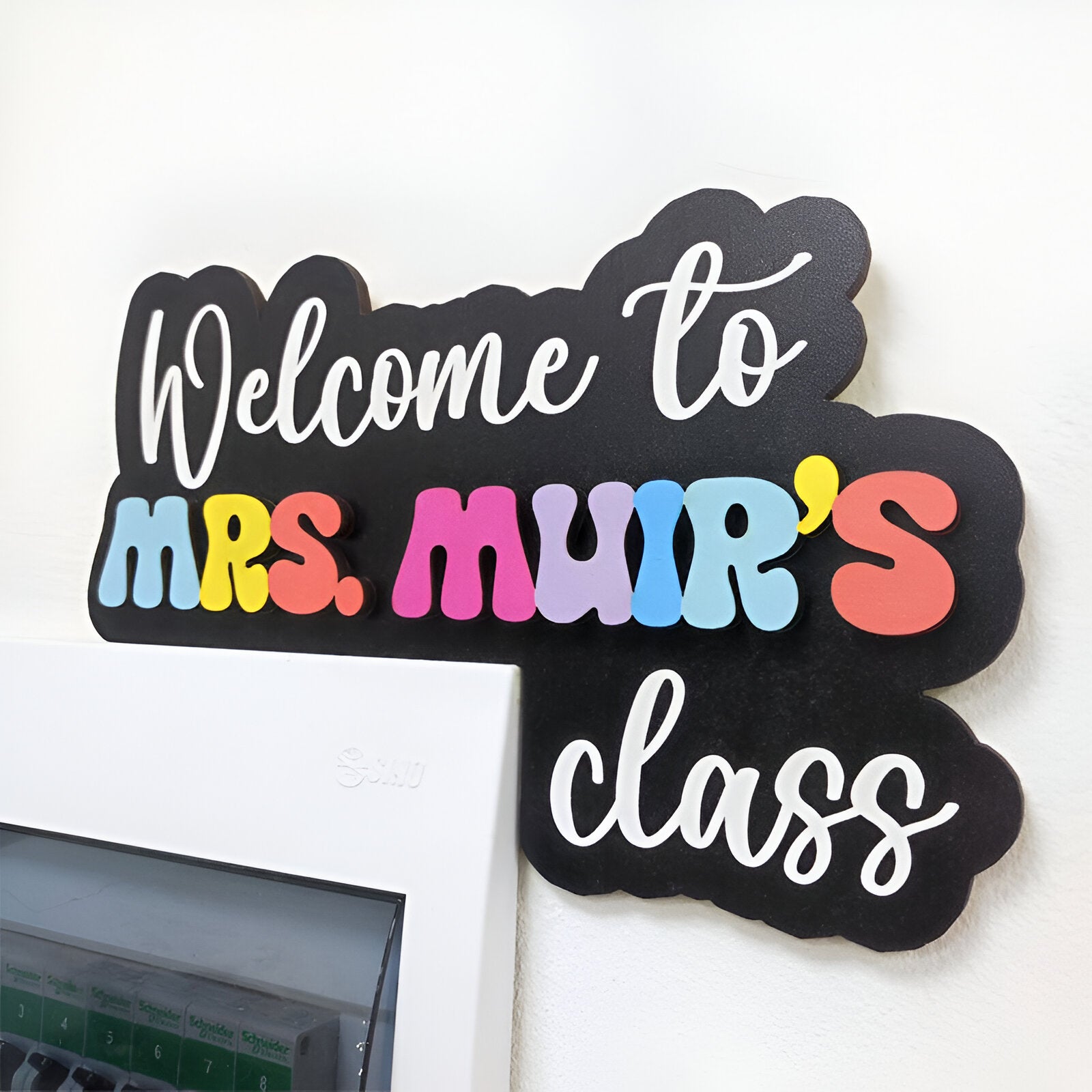 Personalized Name Doorframe Corner Sign Dofra