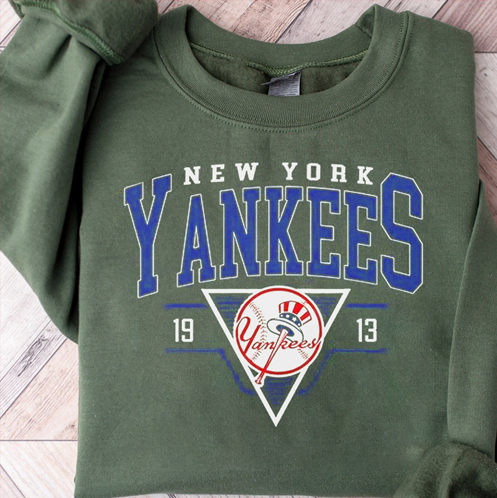 Retro NEW YORK YANKEES Crewneck Sweatshirt, Vintage 80's Sweatshirt, Custom number Yankees American Baseball Team Sweater