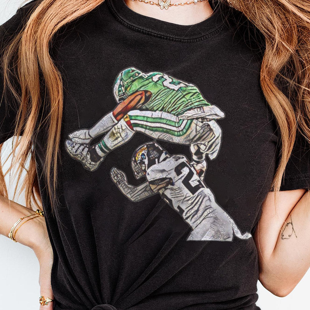 Retro Saquon Barkley Hurdle Backwards Jump T Shirt, Kelly Green Jersey, Philadelphia Football, Unisex Comfy Shirt