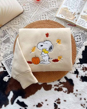 Snoopy Fall ? Embroidered Sweatshirt EMHA0509