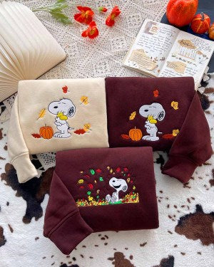 Snoopy Fall ? Embroidered Sweatshirt EMHA0509