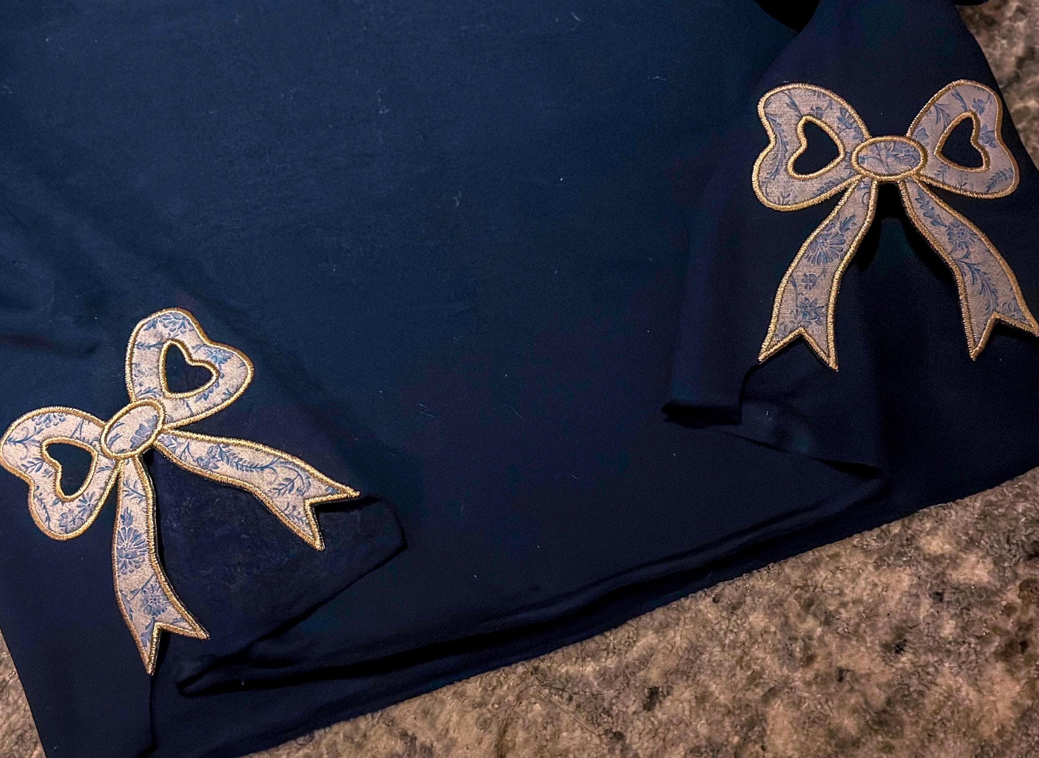 Southern Belle Side Bow Crewneck ESIBOW