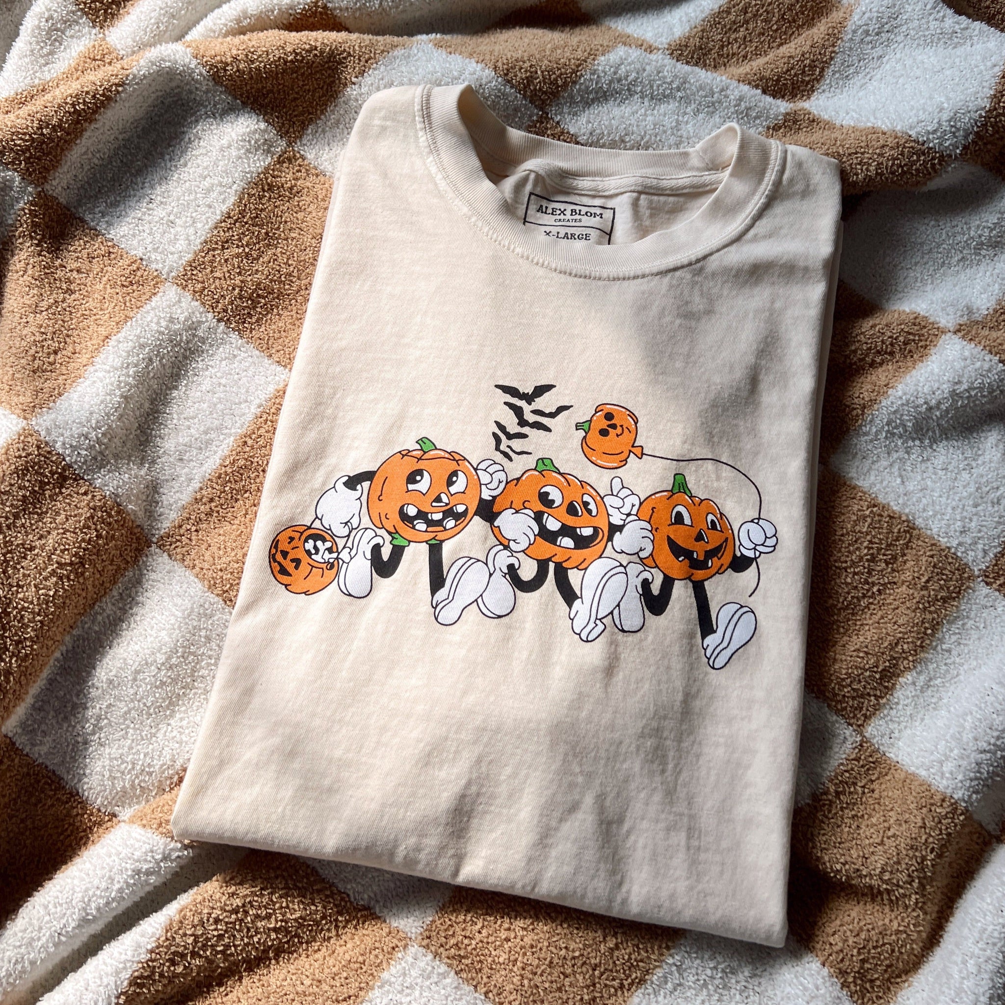 Spooky Pumpkins Tee EMHA2608