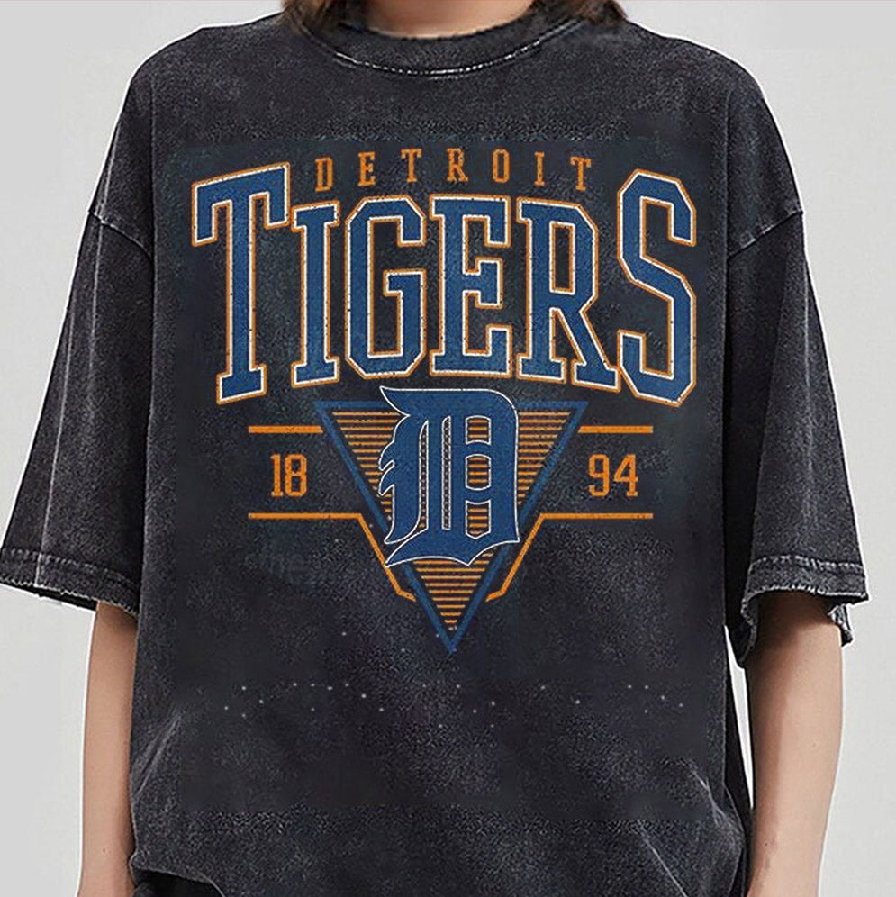 Vintage Detroit Baseball Sweatshirt,Style Detroit Baseball Crewneck Sweatshirt, Tigers Shirt , Game Day,  Detroit Baseball Custome