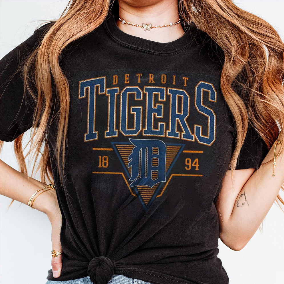 Vintage Detroit Baseball Sweatshirt,Style Detroit Baseball Crewneck Sweatshirt, Tigers Shirt , Game Day,  Detroit Baseball Custome