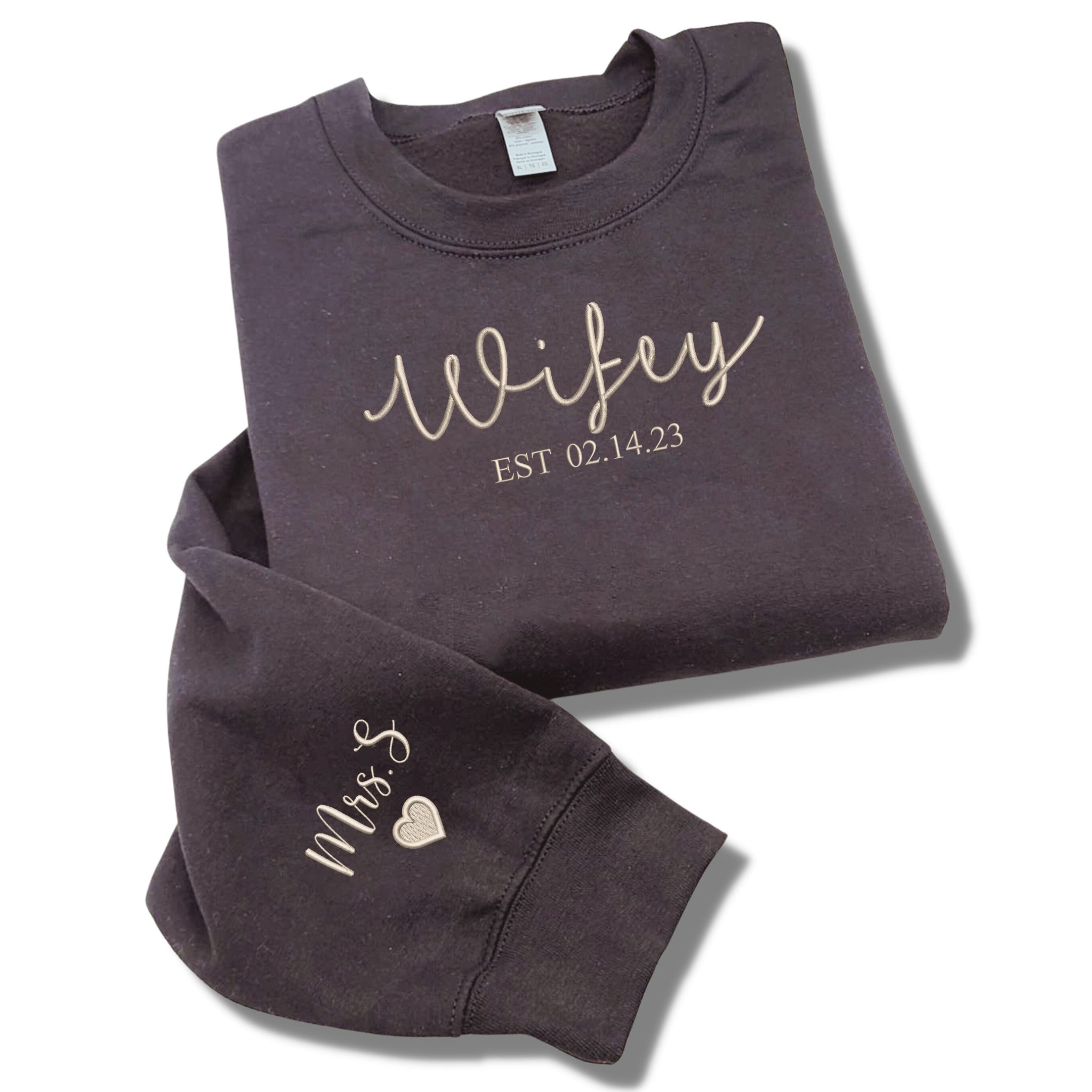 Customized Wifey Est 2024 Sweatshirt, Engagement Sweatshirt Embroidered, Bridal Shower Gift, New Wife Crewneck em4